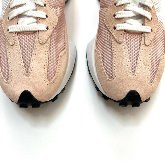 New Balance 327 - Picture 8 of 10